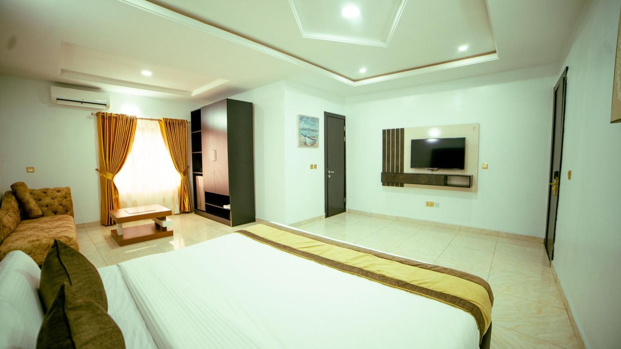 247 Luxury Hotel & Apartment Ajah Lekki Exterior foto